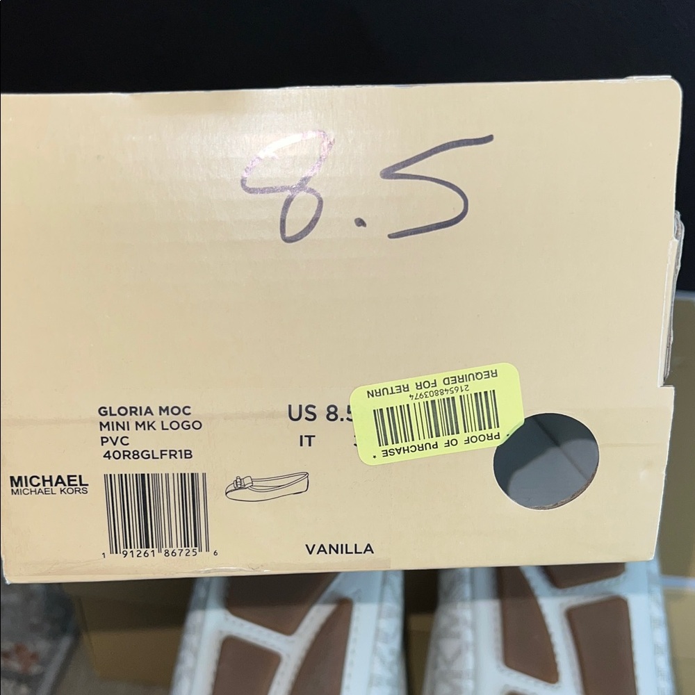 Michael Kors Beige and White Loafers - Picture 4 of 7